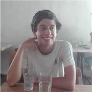 Native spanish teacher with a practical focuss